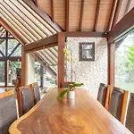 Luxury Villa Kalyca